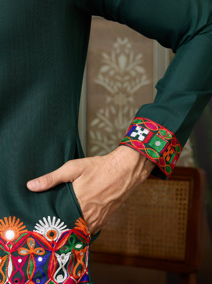 Navratri Style Green Cotton Readymade Kurta for Men
