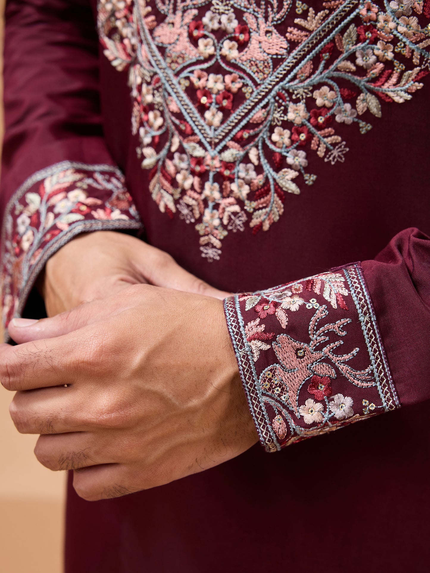 SigLatest nature Maroon Kurta and Dupatta for Mens Wear