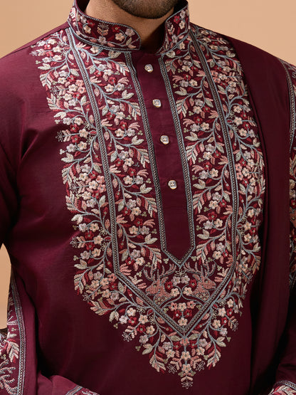 SigLatest nature Maroon Kurta and Dupatta for Mens Wear