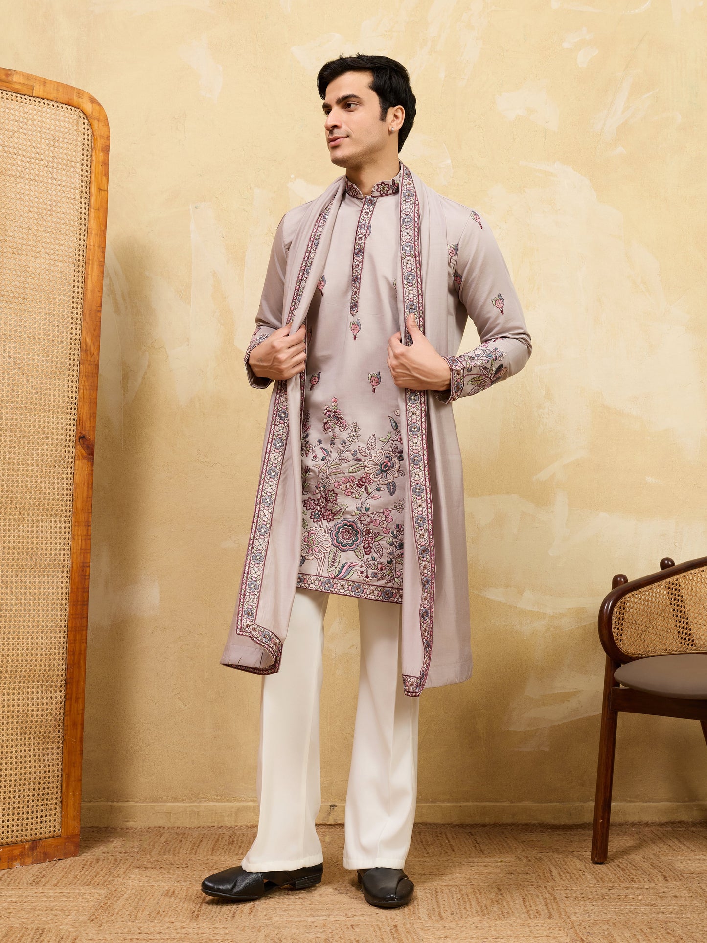 Royal Dusty Lavender Viscose Silk Embroidered Kurta with Dupatta