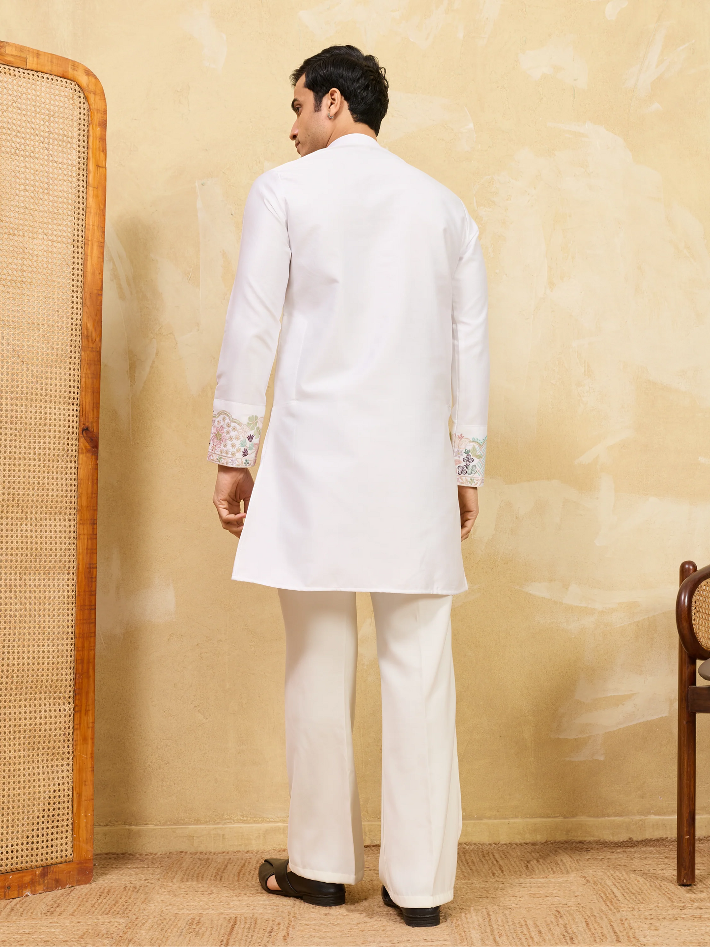 Classic White Thread Work Kurta And Pant Set For Festive Wear